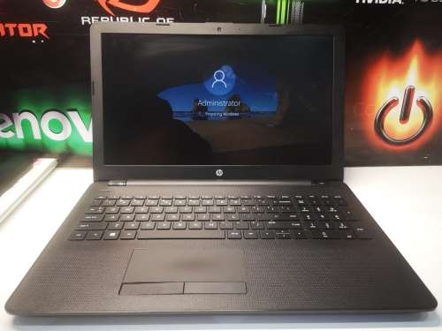 LATEST DESIGN**AS NEW**HP 255 G6*AMD E2-9000u*7th GEN*QUAD CORE*RADEON R2*4GB RAM*500GB HDD*DVD*