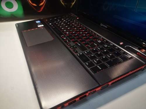 *ULTIMATE 3D GAMER!**TOSHIBA QOSMIO X870 i7*3D*FHD*BLURAY*2 x 1000GB HDD*16GB RAM*NVIDIA GTX