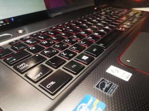 *ULTIMATE 3D GAMER!**TOSHIBA QOSMIO X870 i7*3D*FHD*BLURAY*2 x 1000GB HDD*16GB RAM*NVIDIA GTX