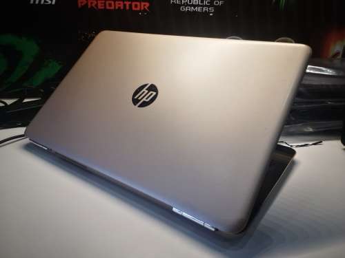 *Monstrous 7th Gen*HP PAVILION 15*i5-7200u*8GB DDR4*1000GB SSHD*NVIDIA940MX 4GB*