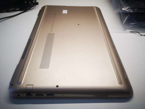 *Monstrous 7th Gen*HP PAVILION 15*i5-7200u*8GB DDR4*1000GB SSHD*NVIDIA940MX 4GB*