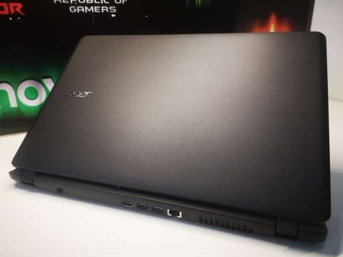 **BARGAIN BUY** MONSTER ACER 7th GEN CORE i5, 8GB RAM, 1TB HDD -WORTH R10000 -GRAB IT@ R4999!