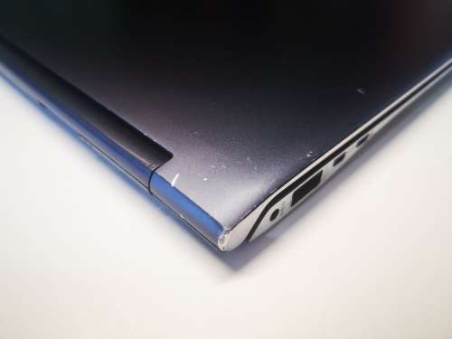 *Super Slim Performer*SAMSUNG NEW SERIES 9 ULTRA*i5-3317U*TOUCHSCREEN*256GB SSD*4GB RAM*HD+ DISPLAY