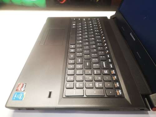 PRICE DROP!*VERY HIGH Specs*LENOVO B50-80*i7-4610u*HD*8GB DDR4*480GB SSD*RADEON*