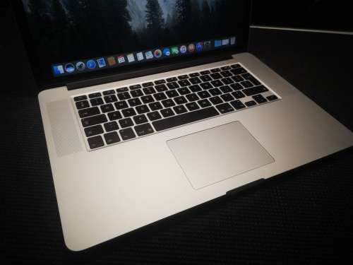 ***THE ULTIMATE i7!***RETINA*MACBOOK PRO i7*8GB*256GB SSD*RETINA DISPLAY*NVIDIA GT*