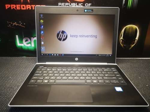8th GEN i7 BEAUTY*HP PROBOOK 430 G5*i7-8550U*240GB SSD*8GB DDR4*UHD620*HD*QUAD CORE*