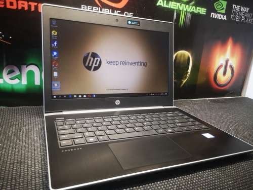 8th GEN i7 BEAUTY*HP PROBOOK 430 G5*i7-8550U*240GB SSD*8GB DDR4*UHD620*HD*QUAD CORE*