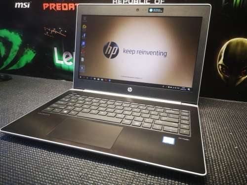 8th GEN i7 BEAUTY*HP PROBOOK 430 G5*i7-8550U*240GB SSD*8GB DDR4*UHD620*HD*QUAD CORE*