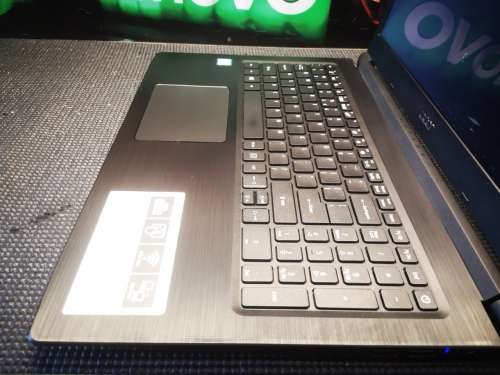 *7th GEN BEAUTY!*ACER ASPIRE 315*i3-7020U*HD*1000GB HDD*4GB RAM*HD620 GRAPHICS*