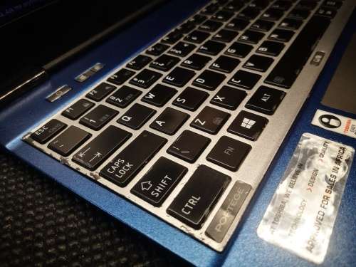 *Super Performance*TOSHIBA PORTEGE*i7VPRO-3687U*12GB RAM*256GB SSD*HD*3G*