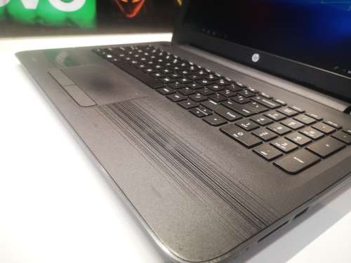 Solid performer**HP 255 G5*AMD E2-7110u*QUAD CORE*7th GEN*RADEON R2*8GB RAM*500GB HDD*DVD*