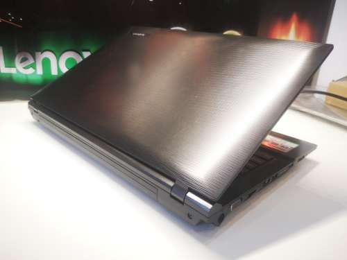 ***Monstrous GIGABYTE Q1542***8GB RAM*750GB HDD*i5-3230M*DVD*HD DISPLAY*NVIDIA 640M