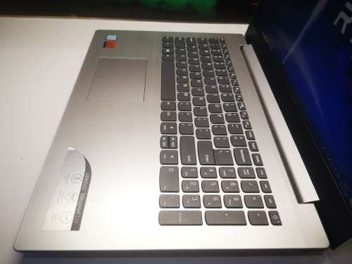 WOW!!!*STUNNING!*LENOVO 320*i7-7500U*12GB*SEAGATE 2000GB HDD*FHD*RADEON 530*