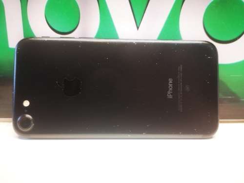 BLACK**APPLE IPHONE 7**(AT&T/T-Mobile/Global/A1778)APPLE A10 FUSION*32GB*RETINA*IPS*2GB RAM*QUADCORE