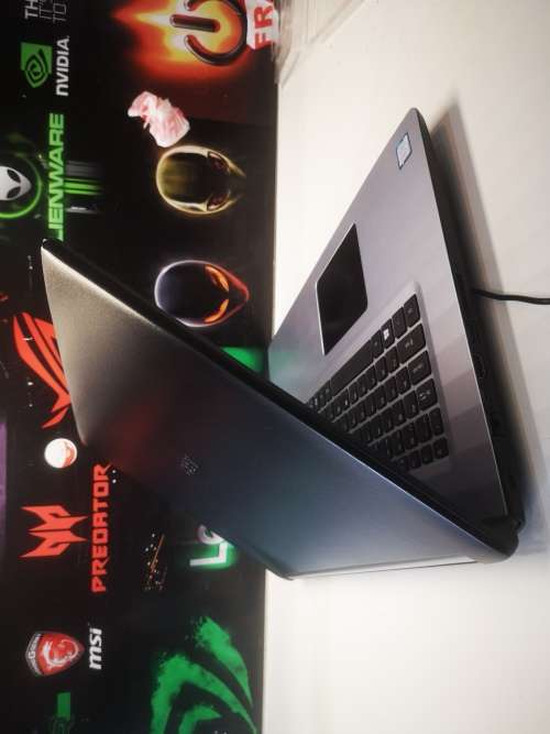 Monster 17" Business Laptop!*ACER ASPIRE 5*i5-7200U*1000GB*12GB DDR4*HD+*HD 620 GRAPHICS*