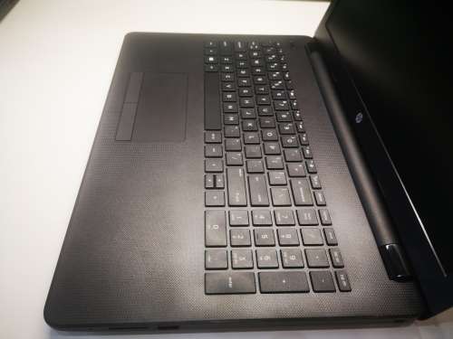 BRAND NEW&FACTORY SEALED*ACCELERATED 8th GEN*HP 15*AMD A4-9120*4 CORE*RADEON R3*4GB*500GB*WARRANTY*