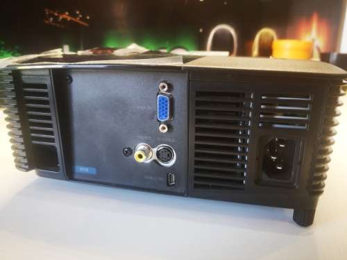 AS NEW*ACER PROJECTOR X113*2800LUMENS*SCHOOL OR BUSINESS*