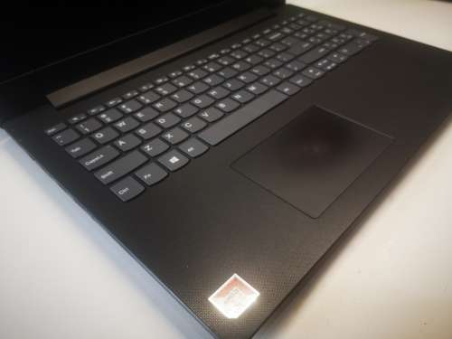 *8th GEN*LENOVO 130*AMD A4-9125*4 CORE*RADEON R3 GRAPHICS*4GB*500GB*