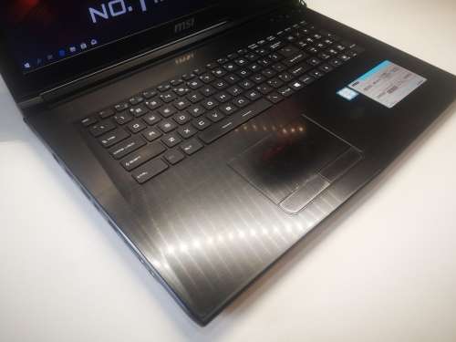NO1 IN GAMING*MSI CX726QD*I7-6700HQ*8GB DDR4*1000GB*NVIDIA 940MX*MATRIX DISPLAY*
