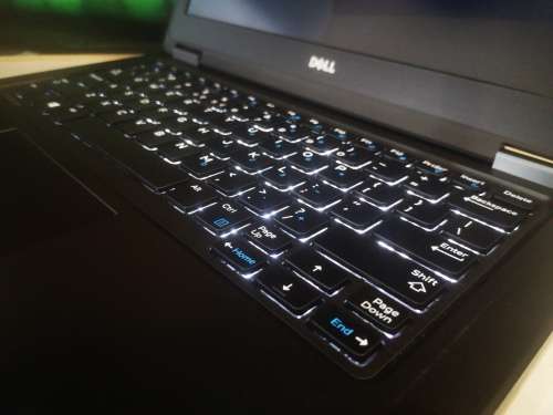 *Super Business Laptop*DELL LATITUDE E5250 *i5-4310U*1000GB HDD*12GB RAM*BACKLIT