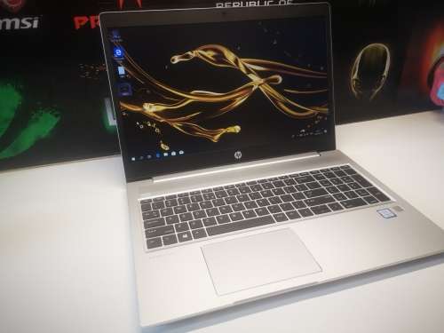 1ST BID TAKES!*AS NEW!*HP PROBOOK 450 G6*i5-8265u*12GB DDR4*500GB SSD*UHD 620*