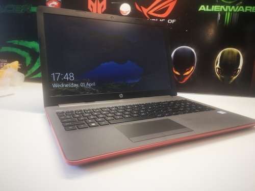 BEAUTY!*LATEST MODEL*HP 250 G7*8TH GEN i5-I5-8265u*4GB*UHD620*WARRANTY