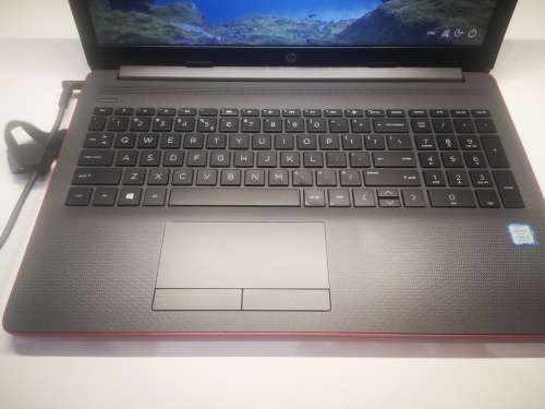 BEAUTY!*LATEST MODEL*HP 250 G7*8TH GEN i5-I5-8265u*4GB*UHD620*WARRANTY