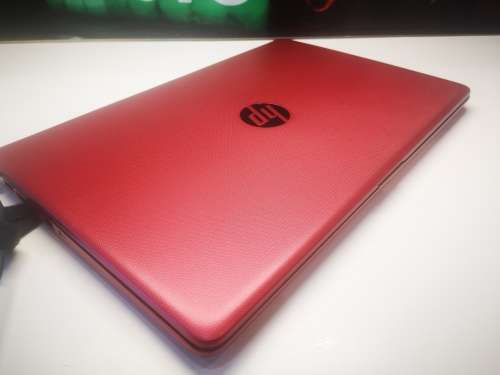 BEAUTY!*LATEST MODEL*HP 250 G7*8TH GEN i5-I5-8265u*4GB*UHD620*WARRANTY