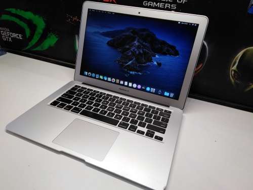 LATE ENTRY!*Superfast!**EXCELLENT**APPLE MACBOOK AIR i5*128GB SSD*4GB RAM*13.3"*