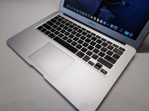 LATE ENTRY!*Superfast!**EXCELLENT**APPLE MACBOOK AIR i5*128GB SSD*4GB RAM*13.3"*