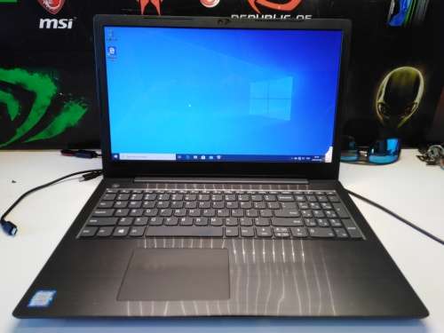 *8TH GEN*LENOVO V330*i5-8250U*HD*4GB DDR4*500GB HDD*UHD 620 GRAPHICS*