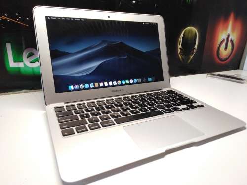 LATE ENTRY!*HIGH SPEC**EXCELLENT**APPLE MACBOOK AIR i5*250GB SSD*4GB RAM*11"*