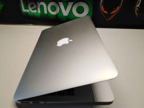 LATE ENTRY!*HIGH SPEC**EXCELLENT**APPLE MACBOOK AIR i5*250GB SSD*4GB RAM*11"*