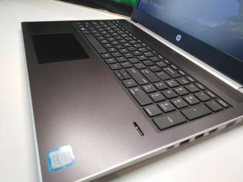 *LIKE NEW!*HIGH SPEC!*8TH GEN*HP PROBOOK 450 G5-i5-8250U-500GB HDD-8GB DDR4-UHD620*FULL HD