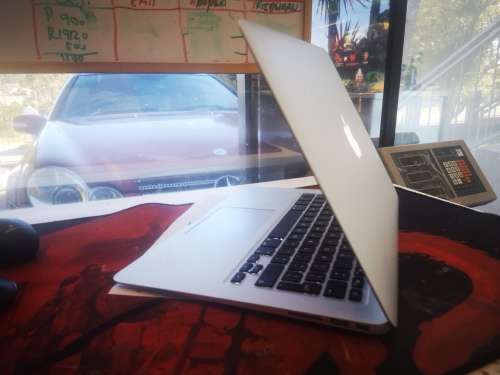 LATE ENTRY!*Superfast!**2015**EXCELLENT**APPLE MACBOOK AIR i5*128GB SSD*8GB RAM*13.3"*