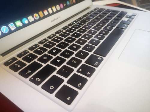 LATE ENTRY!*Superfast!**2015**EXCELLENT**APPLE MACBOOK AIR i5*128GB SSD*8GB RAM*13.3"*