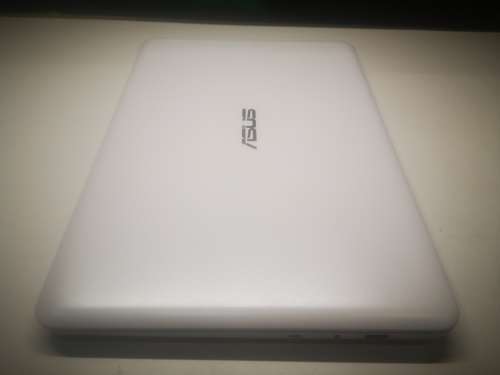 Beautiful Pearl White!*ASUS NOTEBOOK E402N*N3350*7TH GEN*4GB DDR4*1000GB HDD*HD DISPLAY*
