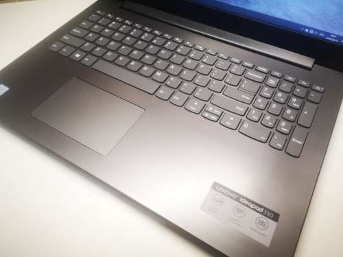 High Spec*As New*8TH GEN*LENOVO IDEAPAD 330*i5-8250U*FULL HD*8GB DDR4*1000GB HDD*UHD 620 GRAPHICS*
