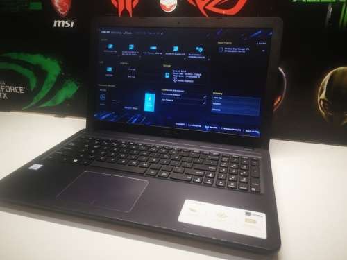 1ST BID TAKES!*STUNNING 7th GEN*ASUS A543U*i3-7020U*4GB*1000GB*HD 620 GRAPHICS*
