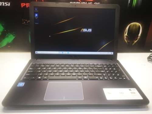 2020 MODEL!*AS NEW!!!*STUNNING 8th GEN*ASUS x543*N4000*4GB*500GB*UHD 600 GRAPHICS*WARRANTY 2021
