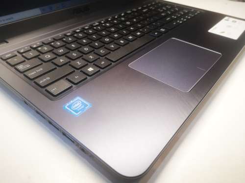 2020 MODEL!*AS NEW!!!*STUNNING 8th GEN*ASUS x543*N4000*4GB*500GB*UHD 600 GRAPHICS*WARRANTY 2021