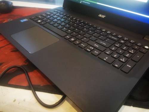 *HIGH BUSINESS SPEC**ACER TRAVELMATE TMP257*i5-5200U*8GB RAM*1000GB HDD*HD DISPLAY*DVD WRITER