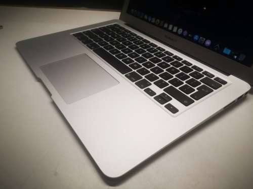 HIGH SPEC**EXCELLENT**APPLE MACBOOK AIR i5*128GB SSD*4GB RAM*13.3"*295 CYCLES