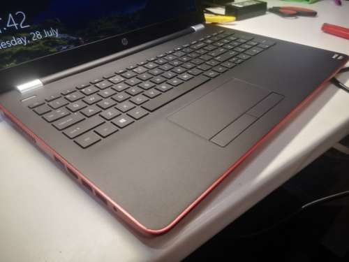 *QUAD CORE BEAST!*HP NOTEBOOK 15*AMD QUAD CORE A10-9620P*7TH GEN*RADEON R5*8GB DDR4*1000GB HDD*