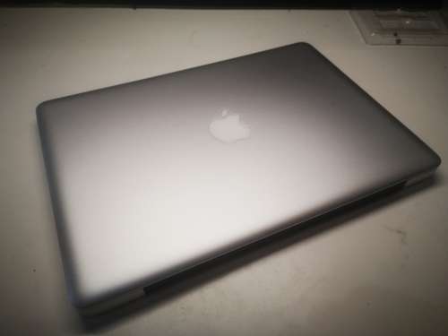 *EXCELLENT*APPLE MACBOOK PRO i5*DVD*4GB RAM*500GB HDD*