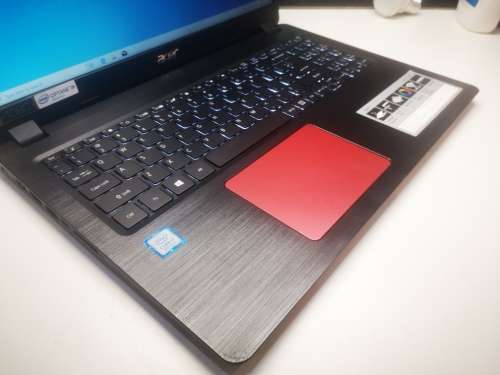 VERY HIGH SPEC!*8th GEN i7 BEAUTY*ACER ASPIRE 5*i7-8565U*OPTANE 1000GB*8GB DDR4*IPS FHD*