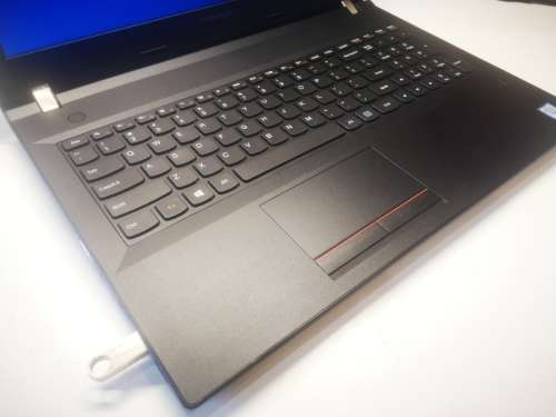 HIGH Specs!*LENOVO E51-80*i5-6200u*HD*8GB RAM*500GB SSHD*HD520*DVD*