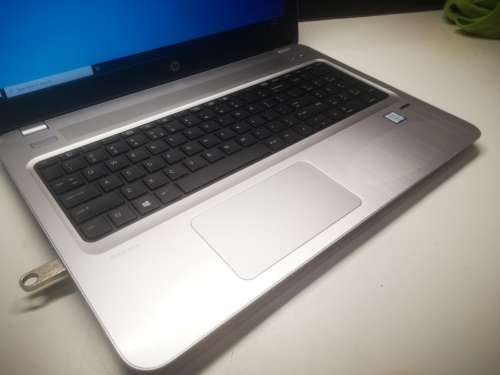 MASSIVE SPEC*Engineering/Graphic Design*HP PROBOOK 450 G4*I7-7500u*16GB*256GB SSD+500gb*NVIDIA 930MX