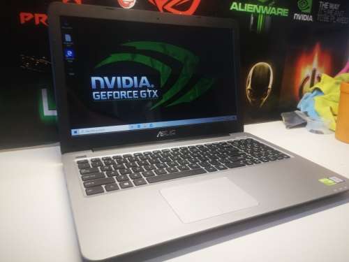 *VERY HIGH SPEC*CAD-GAMING-DESIGN*ASUS X556U*i7-6500U*8GB*EVO 250GB SSD*1000GB HDD*NVIDIA 940MX*