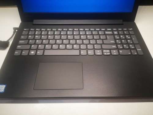 HIGH SPEC!*QUAD CORE 8th Gen i7*LENOVO 130*i7-8550U*8GB DDR4*1000GB HDD*UHD620*